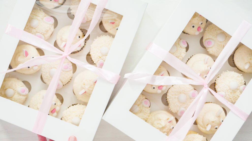 An image of two cupcake boxes